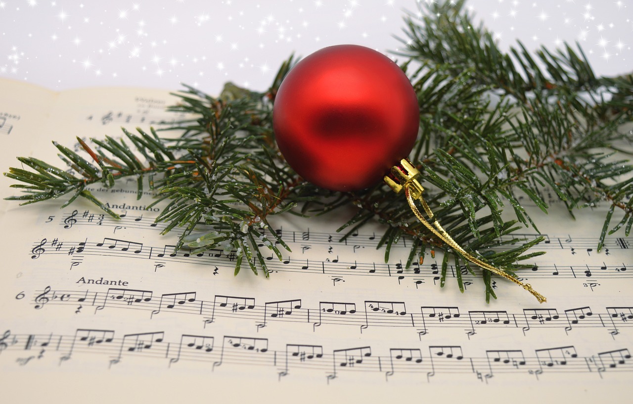christmas-motif-6712704_1280.jpg